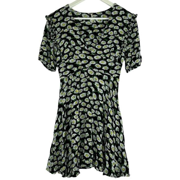 FREE PEOPLE Black White Yellow Daisy Print Mini Dress Women's Size 0 - Picture 1 of 6